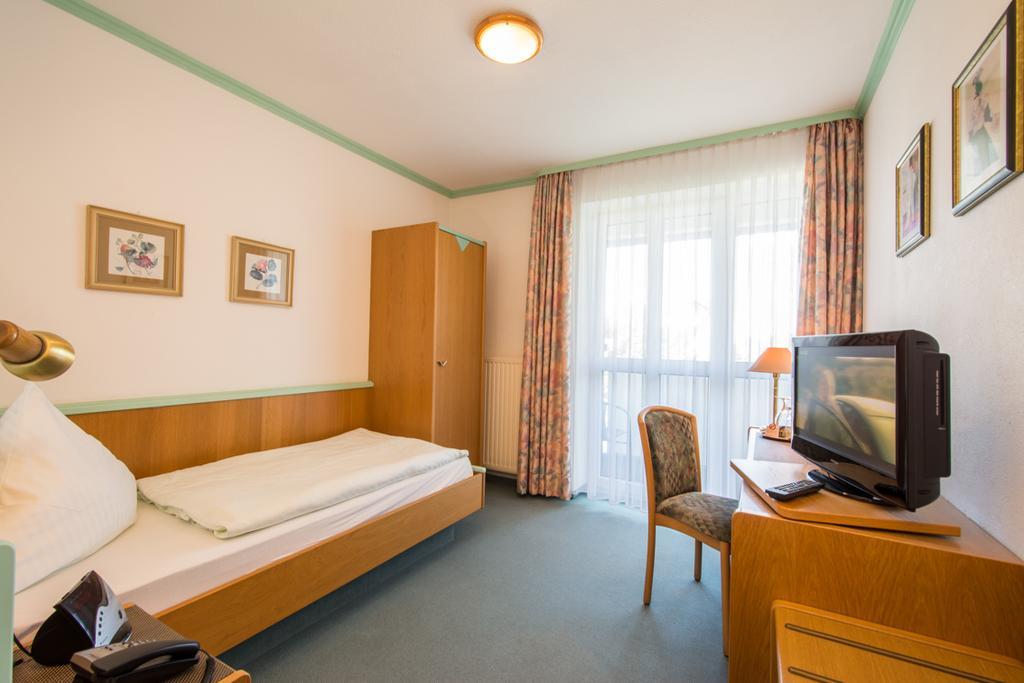 Hotel St. Martin มาร์คโทเบอร์ดอร์ฟ ห้อง รูปภาพ